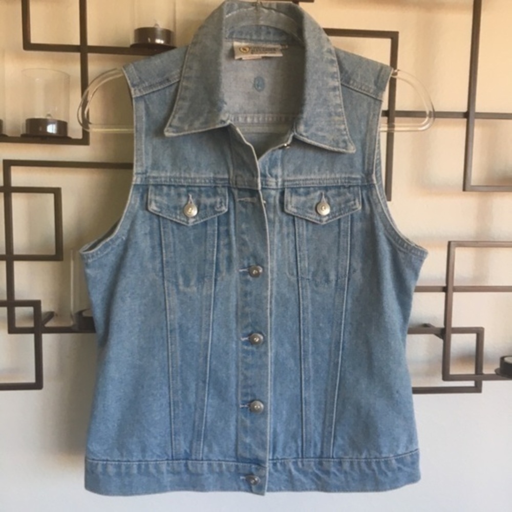 CHAMBRAY Denim Vest